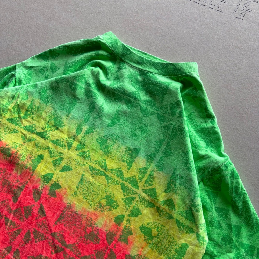 Vintage 90s Teaze Sunwear Cropped Single Stitch T-shirt